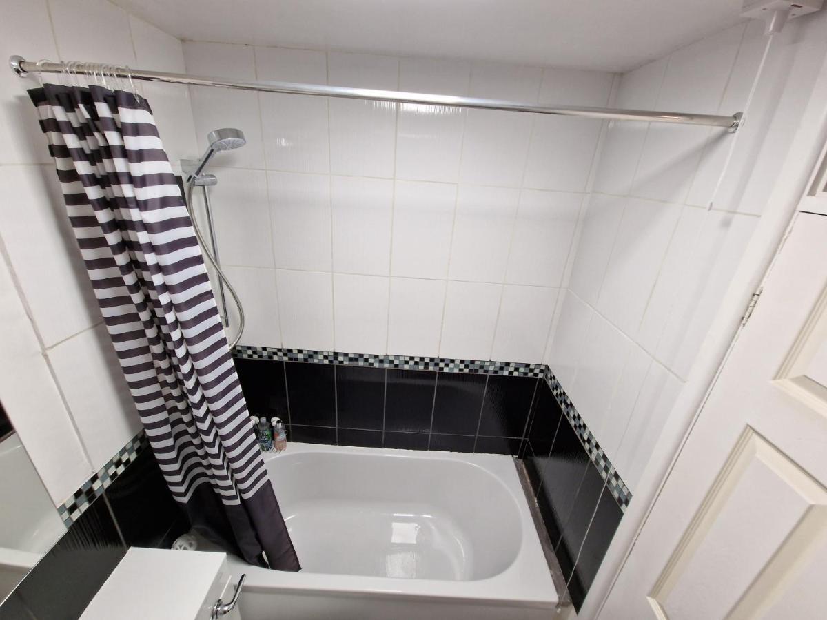 Comfy Apartment, Self Check-In 24H-Day, 7Days-Week, Sleep 4 - In Devon, Dartmoor, Near A38 Teigngrace Luaran gambar