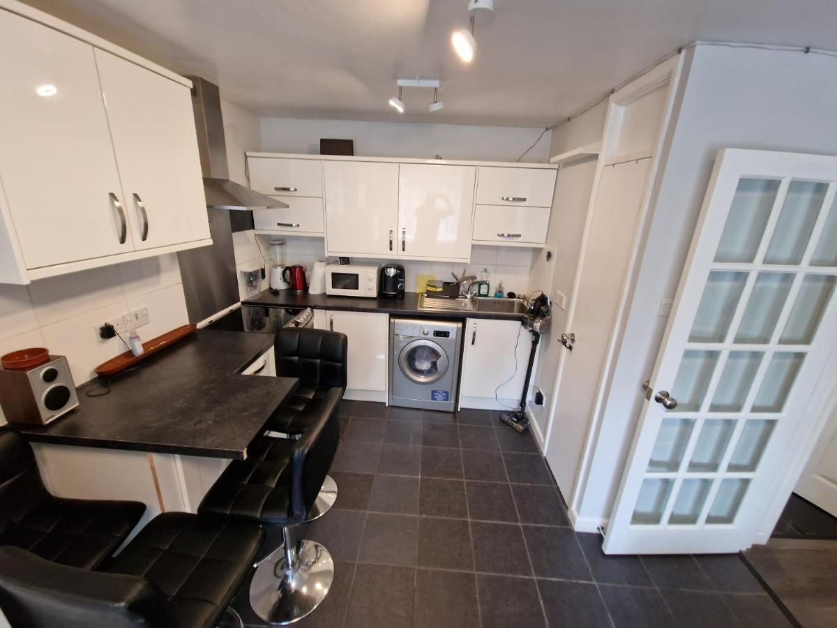 Comfy Apartment, Self Check-In 24H-Day, 7Days-Week, Sleep 4 - In Devon, Dartmoor, Near A38 Teigngrace Luaran gambar